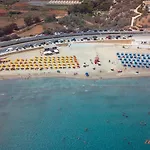 Pretty Beachfront Penthouse In 멜리에하