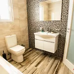 Pretty Beachfront Penthouse In Apartament *