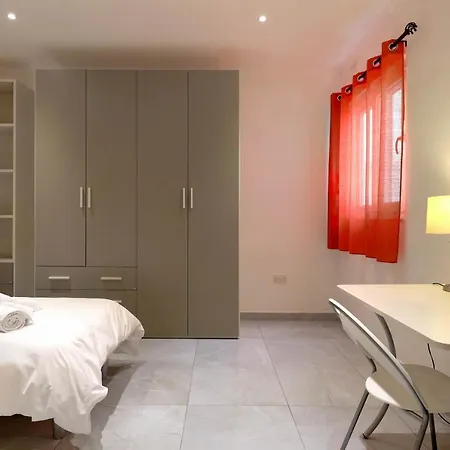 Pretty Beachfront Penthouse In Apartment Mellieha