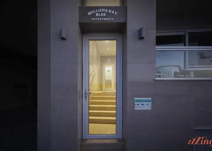 Pretty Beachfront Penthouse In Διαμέρισμα